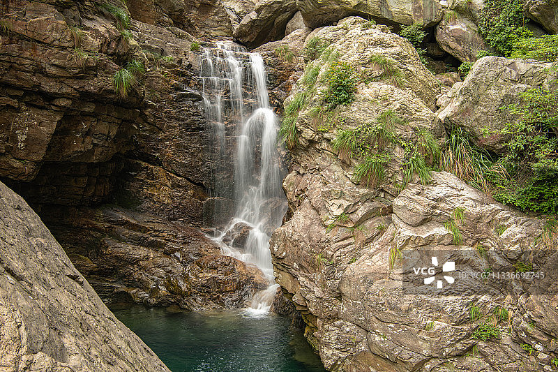 庐山瀑布图片素材