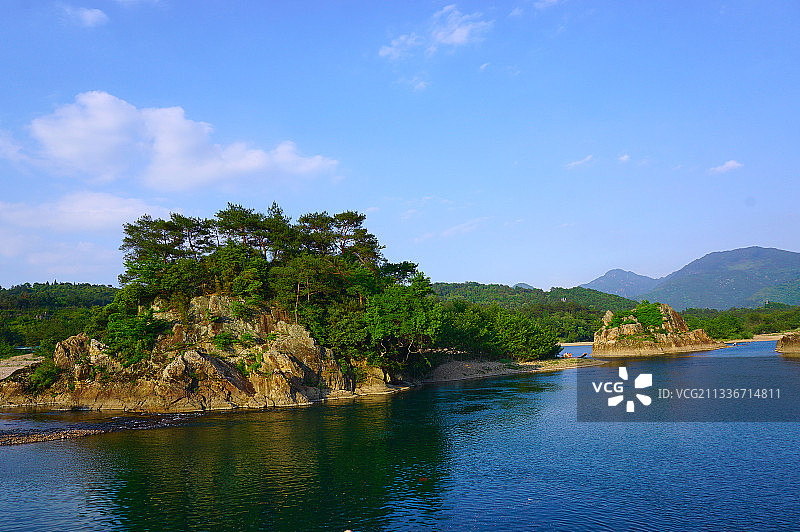 青山、绿水、小船  楠溪江图片素材