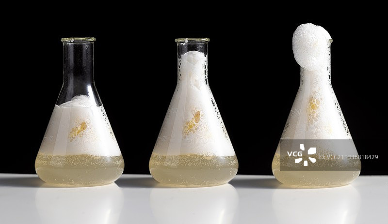 过氧化氢酶反应图片素材