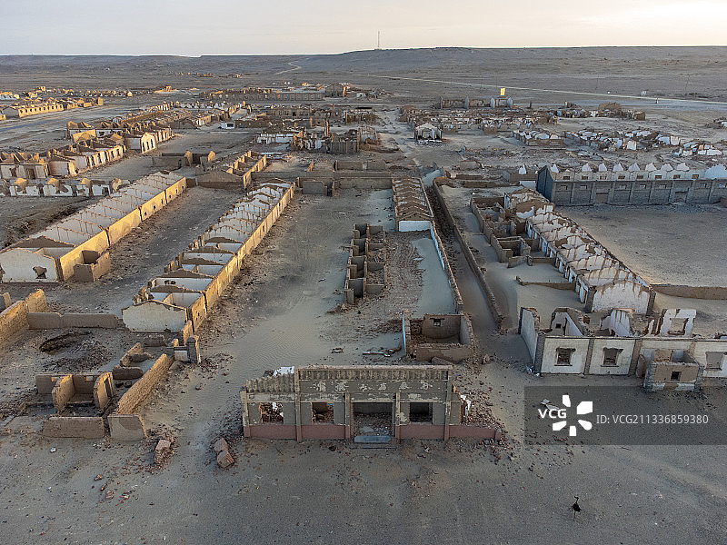 青海冷湖五号基地遗址航拍图片素材