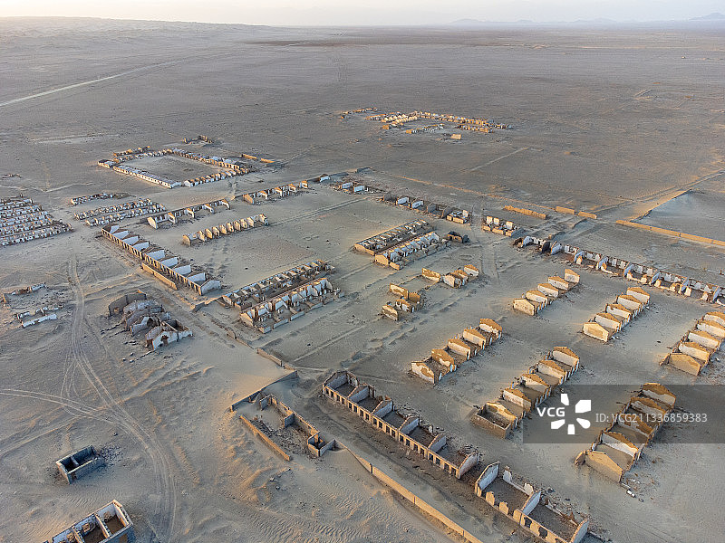 青海冷湖五号基地遗址航拍图片素材