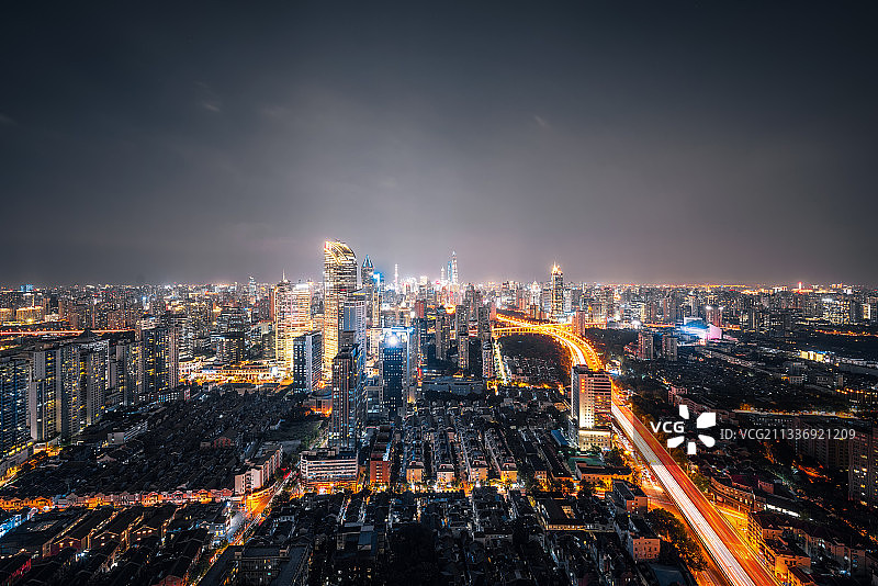 上海，城市，夜景，灯光，车流线，高空图片素材