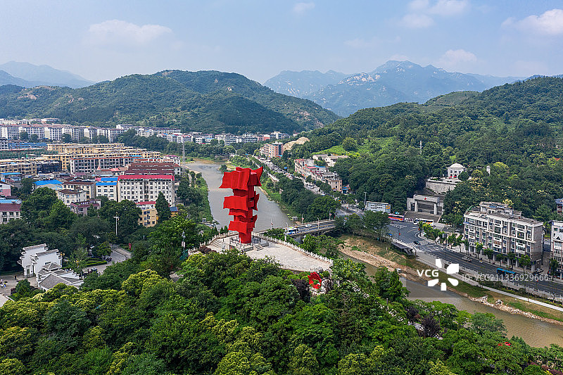 河南信阳新县城市天际线风光航拍图片素材