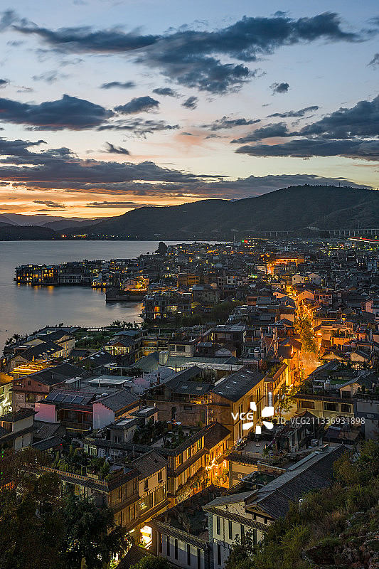 岛依旁渔村 大理图片素材