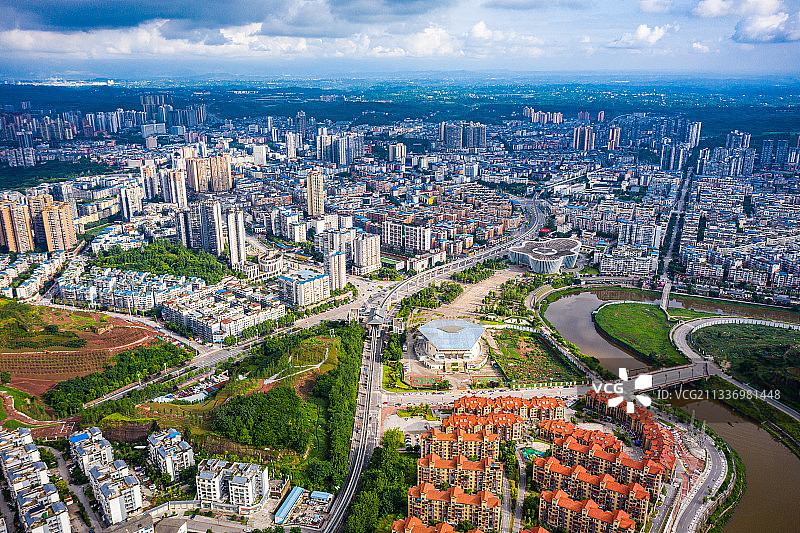 航拍四川省广安市市区城区图片素材