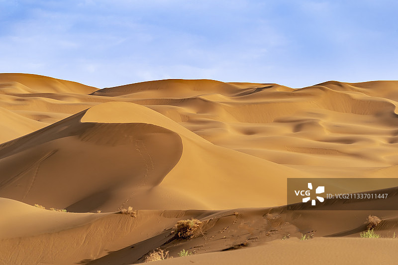 吐鲁番库木塔格沙漠图片素材