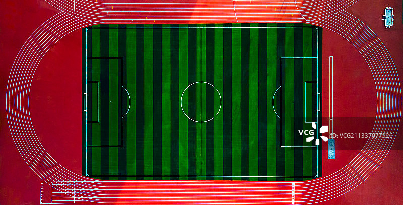 校园操场航拍图片素材