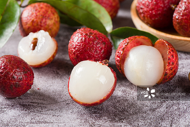 夏季新鲜水果荔枝图片素材