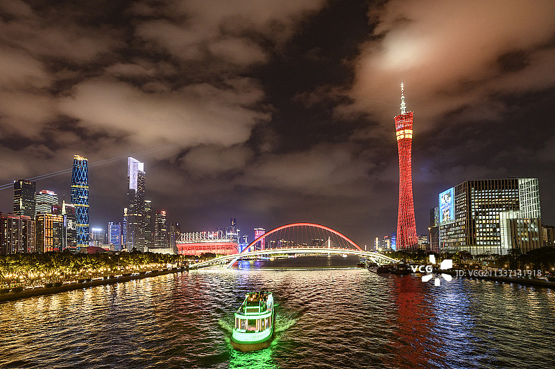 珠江夜景拍摄于广州大桥图片素材