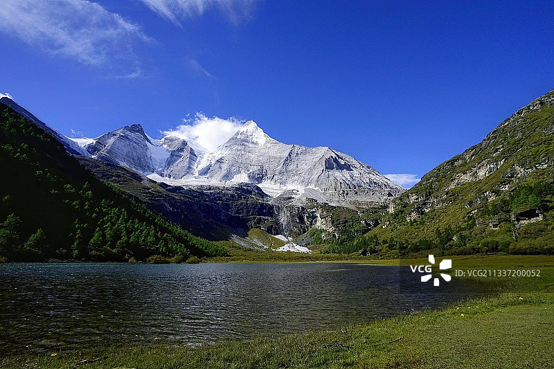 央迈勇图片素材