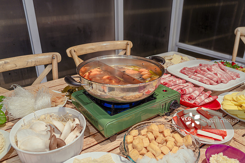诱人的火锅大套餐图片素材