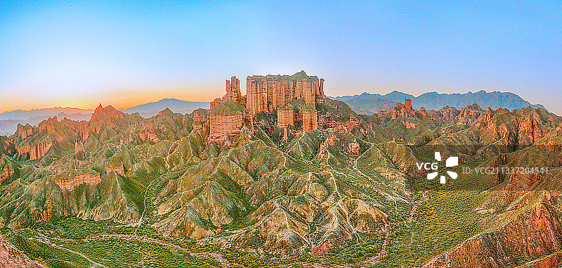 张掖肃南冰沟丹霞落日图片素材