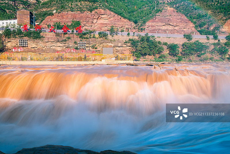山西黄河壶口瀑布图片素材