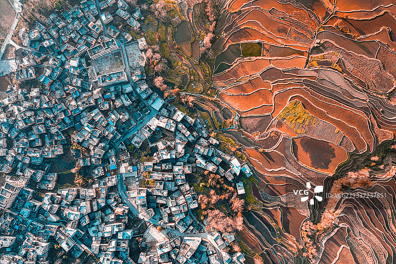 中国古村名镇-云南元阳老鹰嘴梯田图片素材