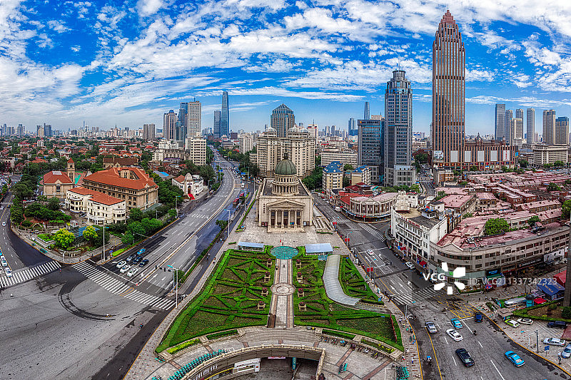 天津市和平区小白楼与五大道历史文化风情旅游区夏日蓝天航拍全景图片素材