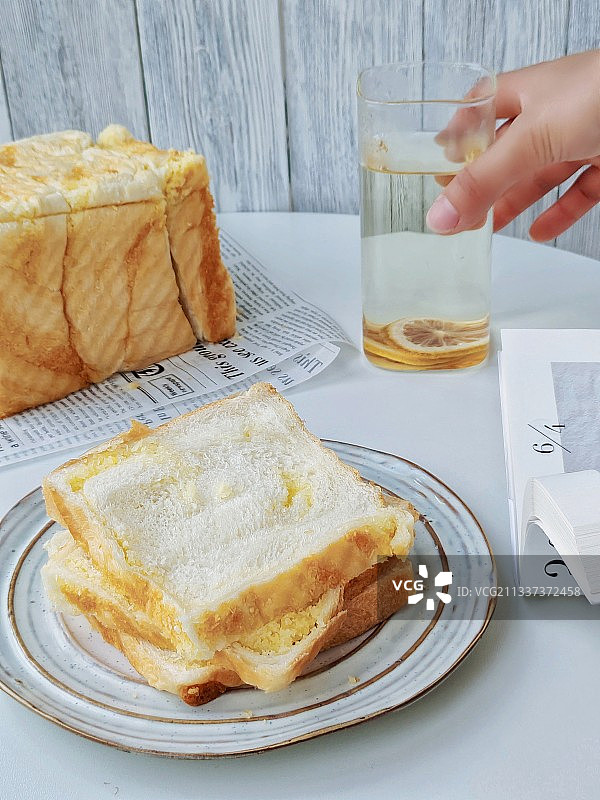 椰蓉面包 面包图片素材