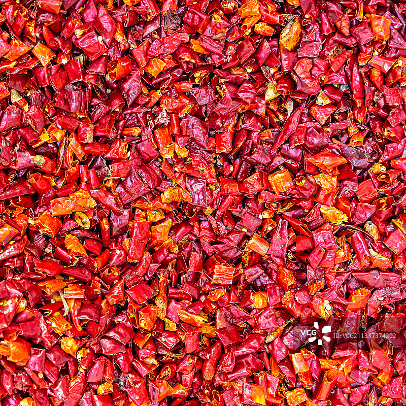 满屏红色干辣椒碎末特写图片素材