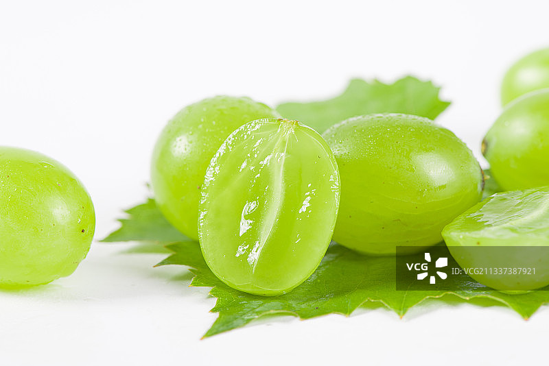 新鲜青提葡萄果肉特写图片素材