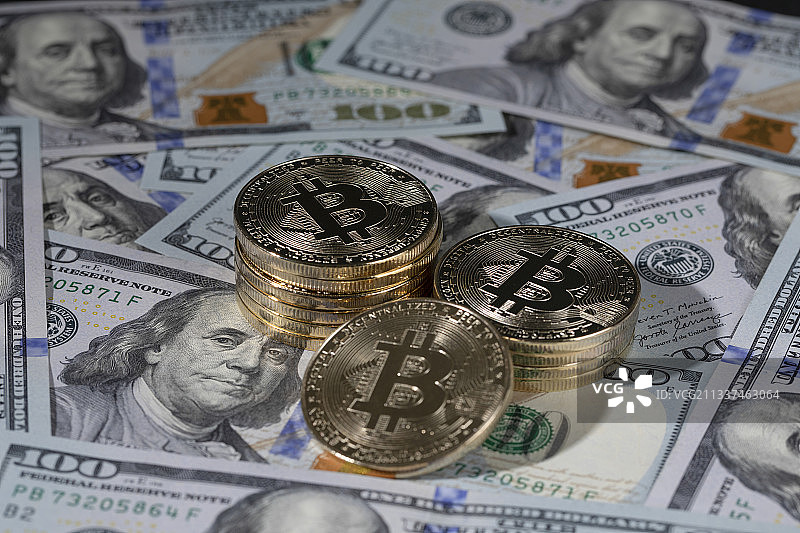 比特币与美元图片素材