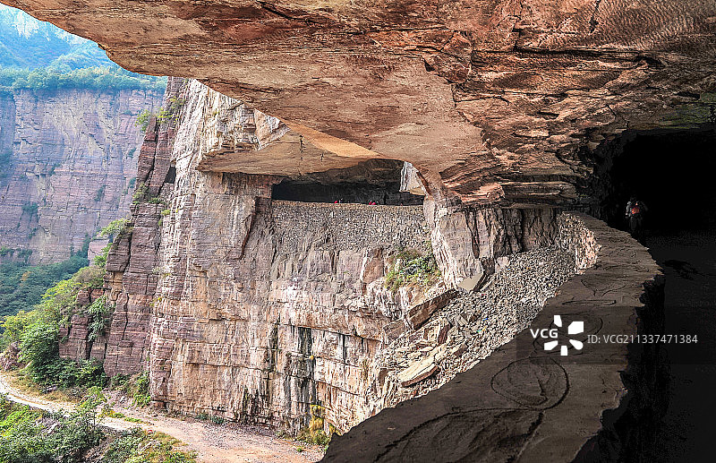 《郭亮挂壁公路》图片素材