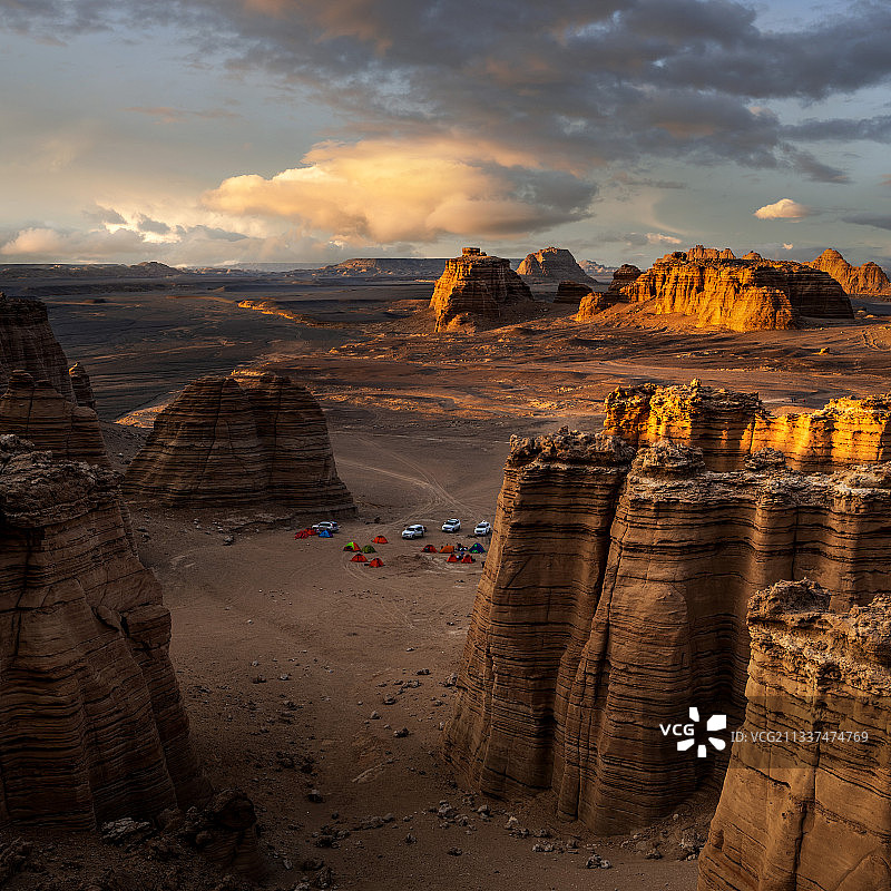 罗布泊第一站图片素材