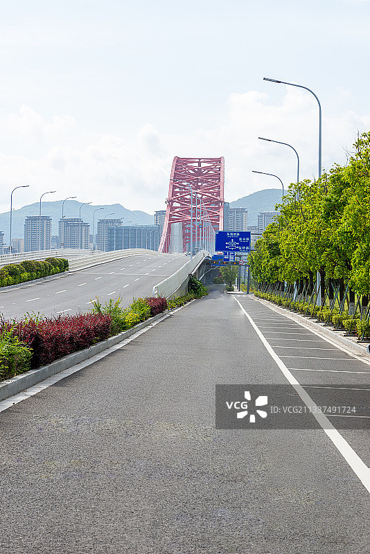 宁波，北仑，梅山红桥，鲁班奖，建筑设计，道路，结构，蓝天白云图片素材