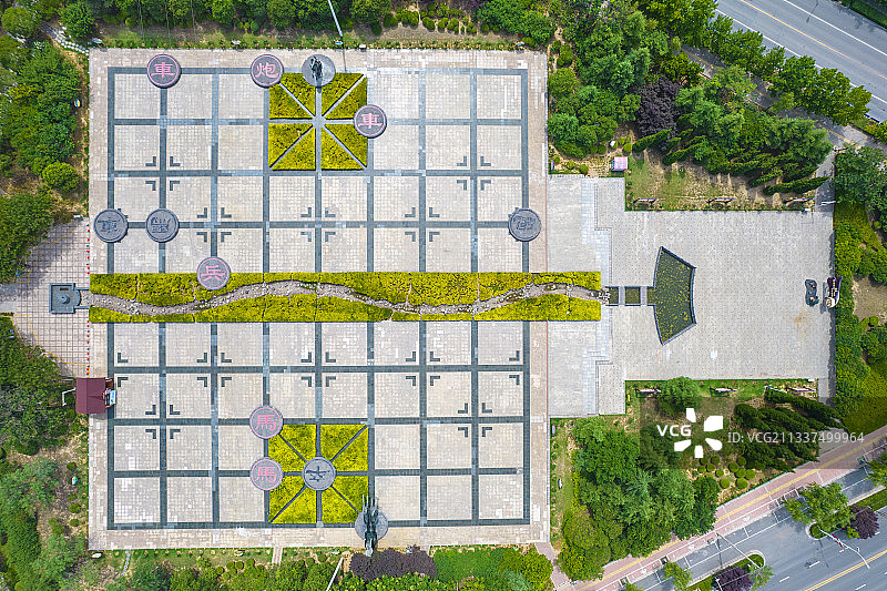 中国河南省郑州市荥阳市象棋公园图片素材
