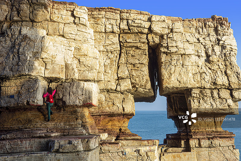 山东烟台大黑山岛图片素材