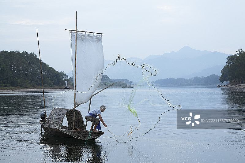 浙江丽水 瓯江帆影图片素材