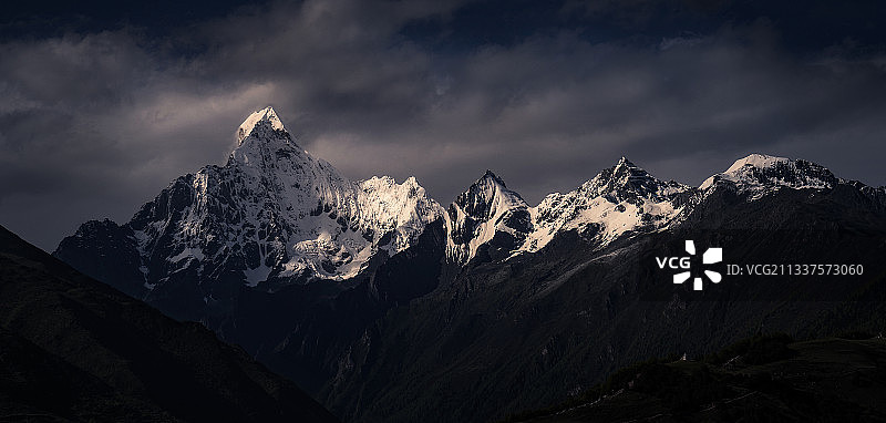 四姑娘山图片素材
