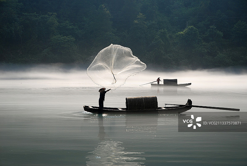 江上人家图片素材