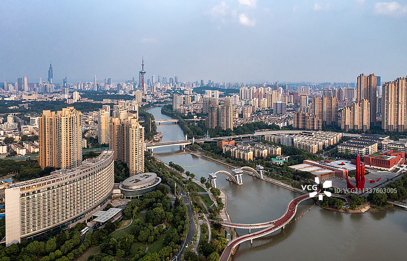 南京大美滨江风光带图片素材