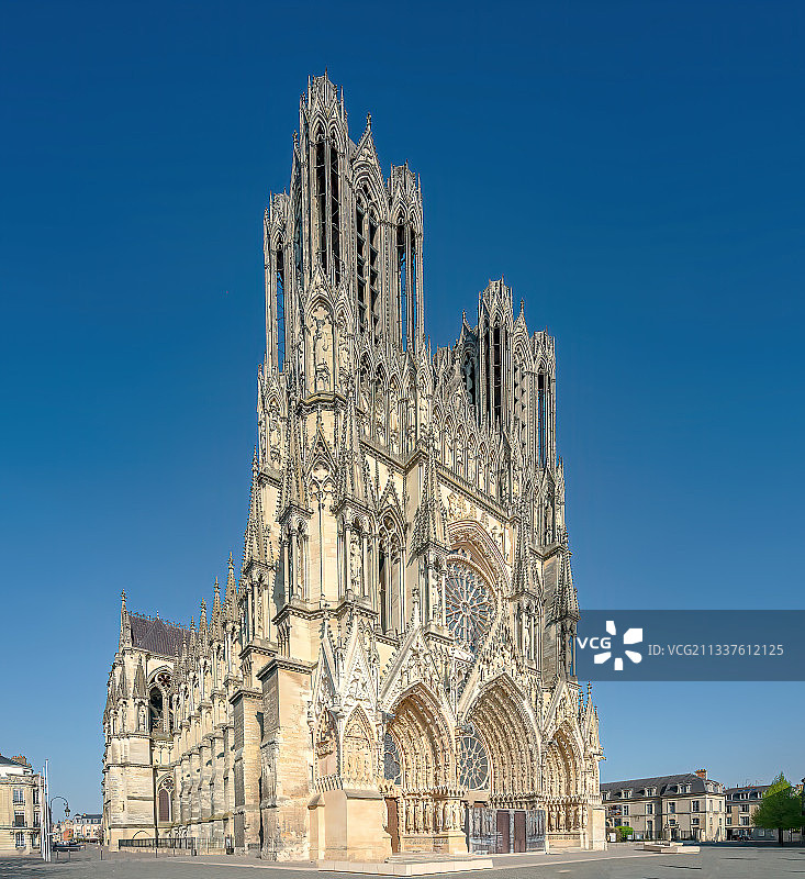 法国兰斯地标、著名哥特式建筑－兰斯大教堂图片素材