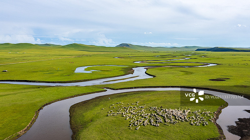 呼伦贝尔陈巴尔虎草原上的天下一第曲水莫尔格勒河图片素材