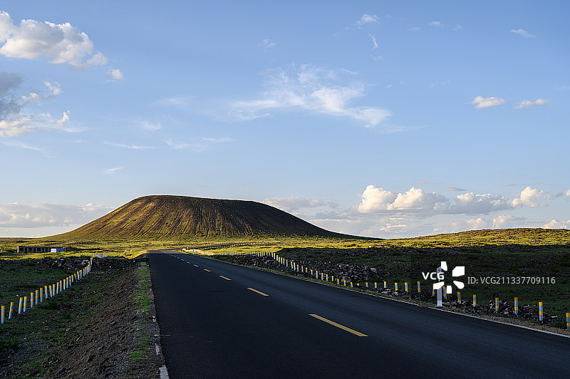 乌兰察布火山地质公园公路图片素材