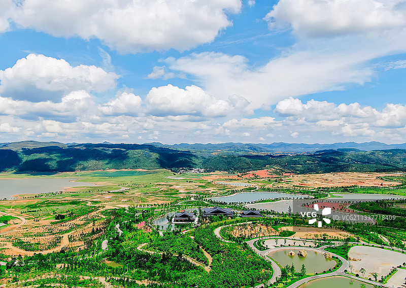云南省红河州弥勒市东方韵景区图片素材