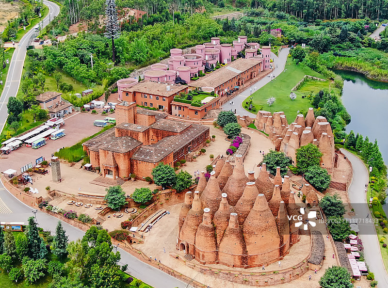 云南省红河州弥勒市东方韵景区图片素材