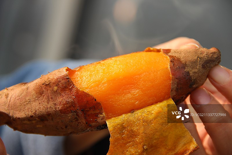 冬日烤红薯图片素材