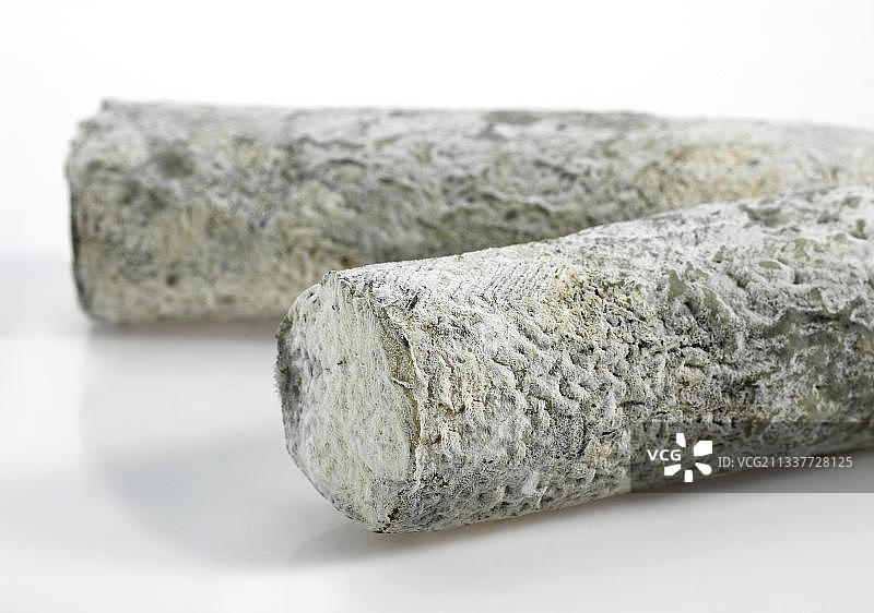 图兰圣摩尔法式奶酪，羊奶制成的奶酪图片素材