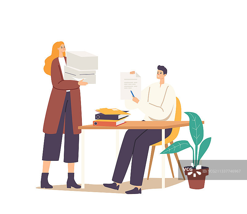 拿着成堆文件的男人和女人图片素材