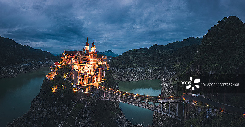 贵州万峰湖吉隆堡图片素材