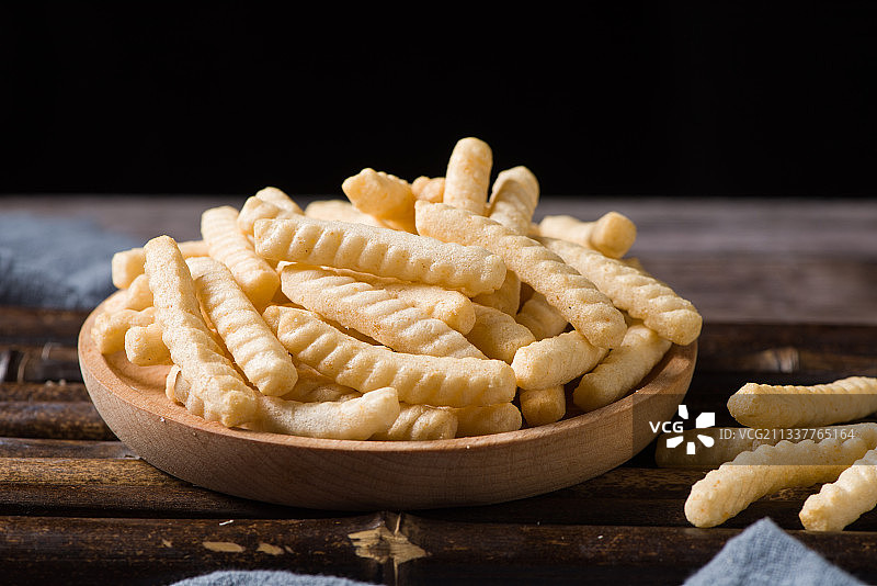 膨化食品虾条美食图片素材