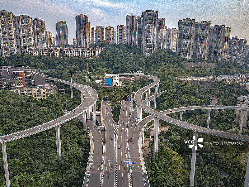 重庆市菜园坝长江大桥铜元局立交桥图片素材