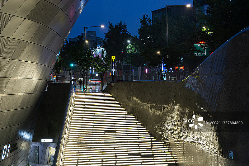 韩国首尔东大门设计广场图片素材