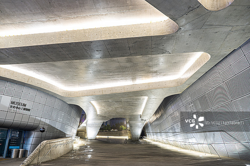 韩国首尔东大门设计广场图片素材