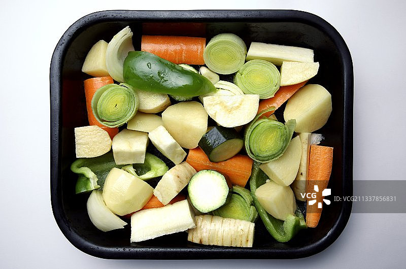 准备好烤制的生蔬菜图片素材