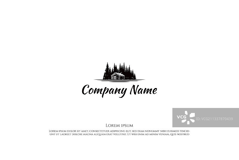 带松柏的木制小屋图片素材