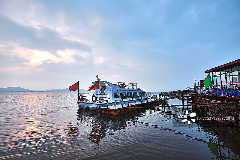 中国河北省张家口地区沽源县闪电湖景区夏天图片素材