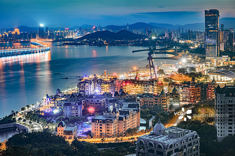 辽宁省大连市-星海湾-夜色阑珊-霓虹夜色图片素材
