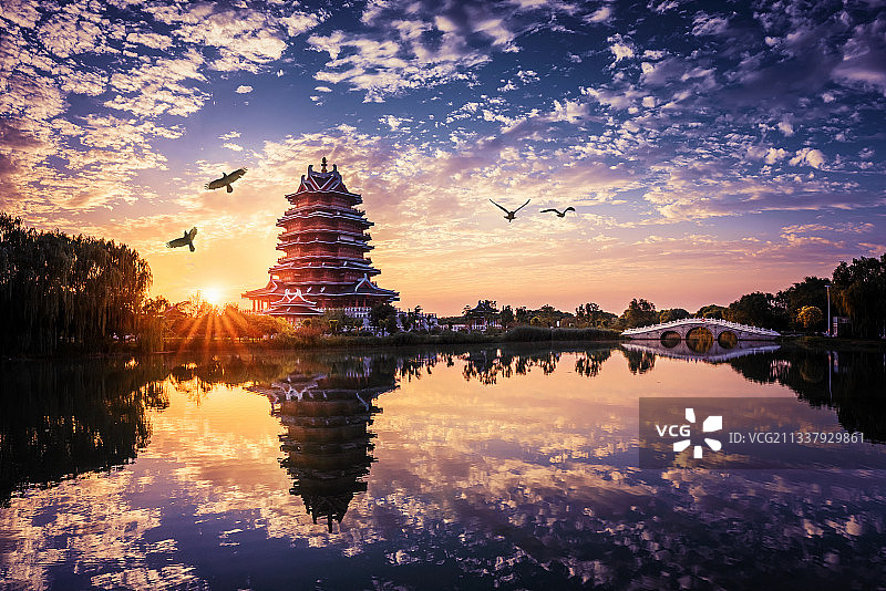 邳州市沙沟湖公园隆鑫阁图片素材